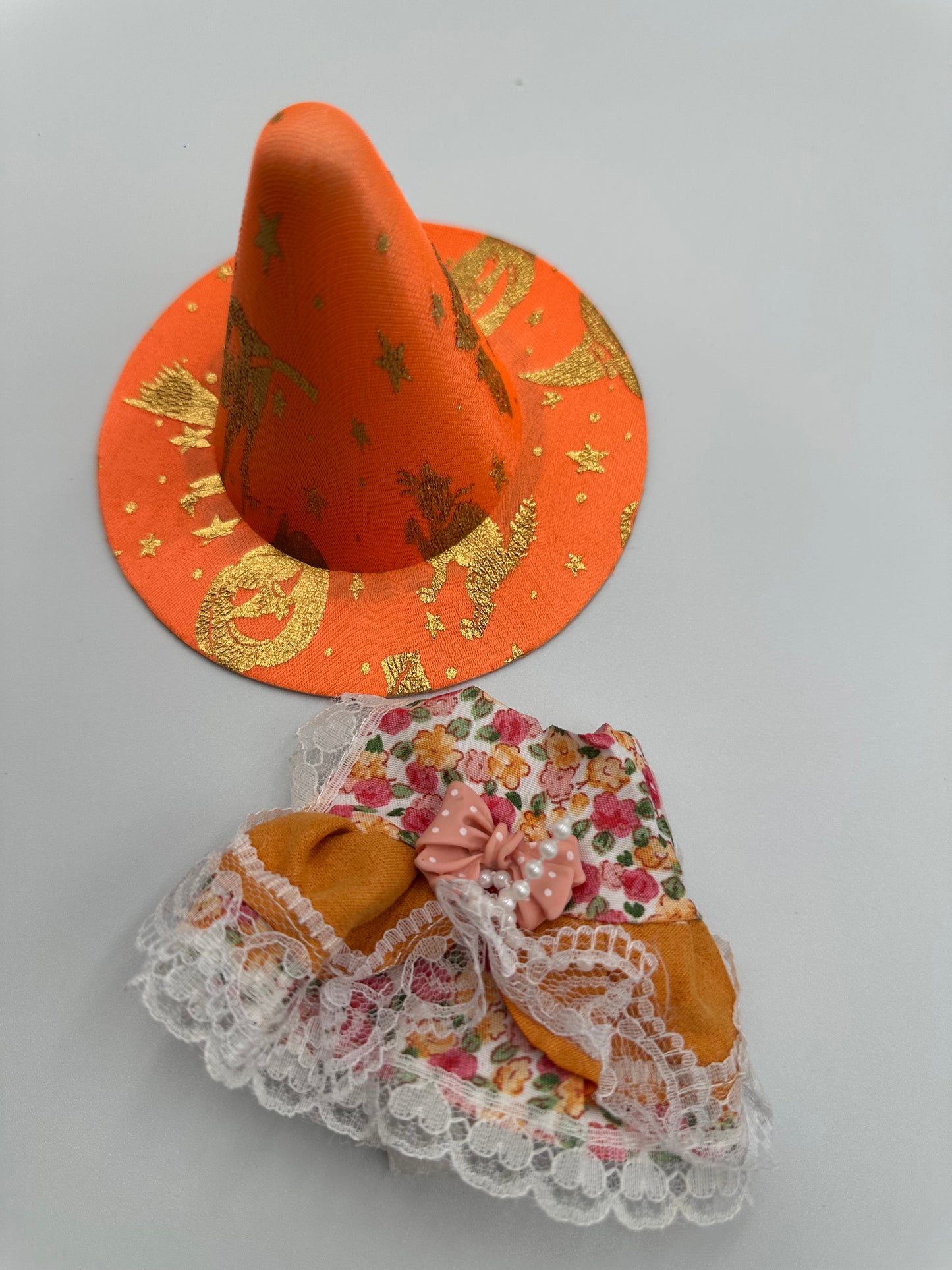 Labubu Witch Set (orange)